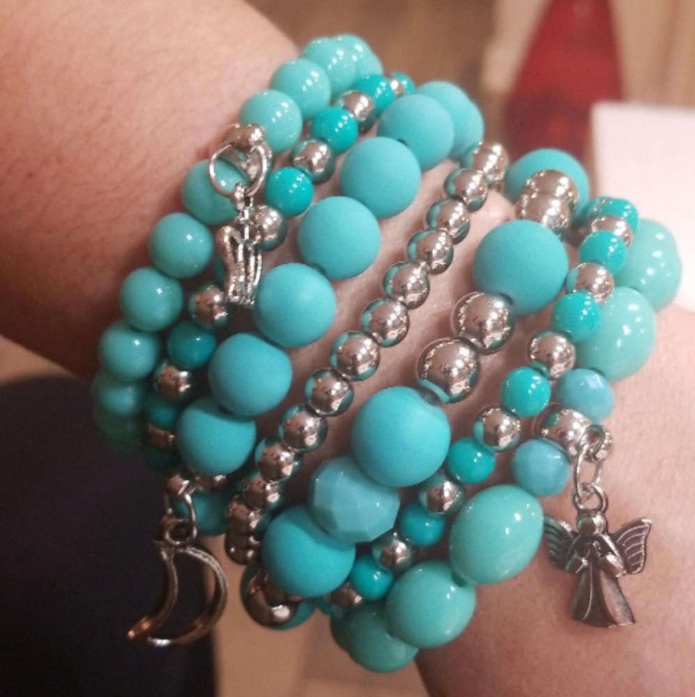 Beautiful bracelet set 🤩